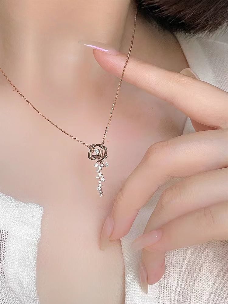 Dainty CZ Inlaid Rose Necklace